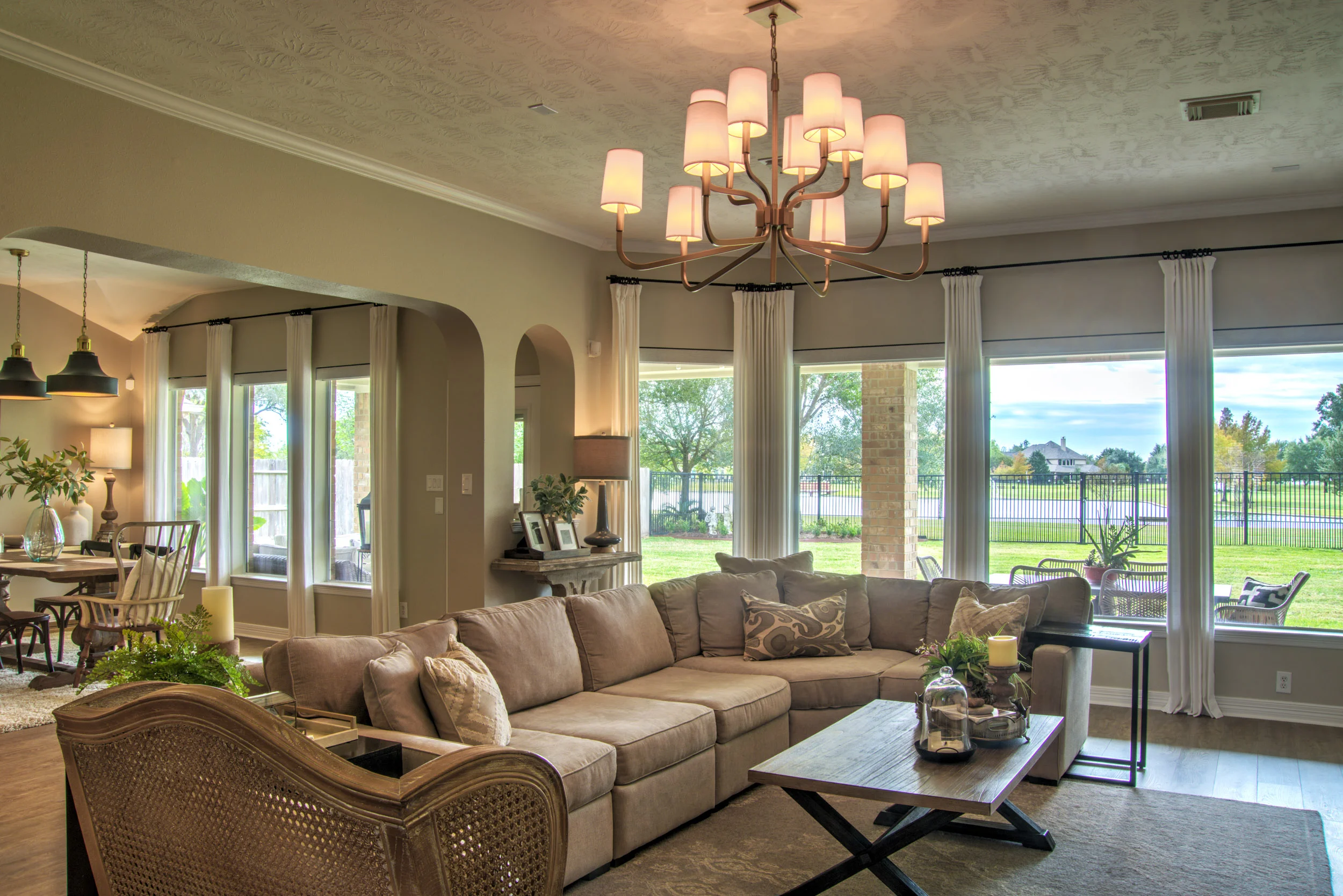 Interior designer in Houston, TX